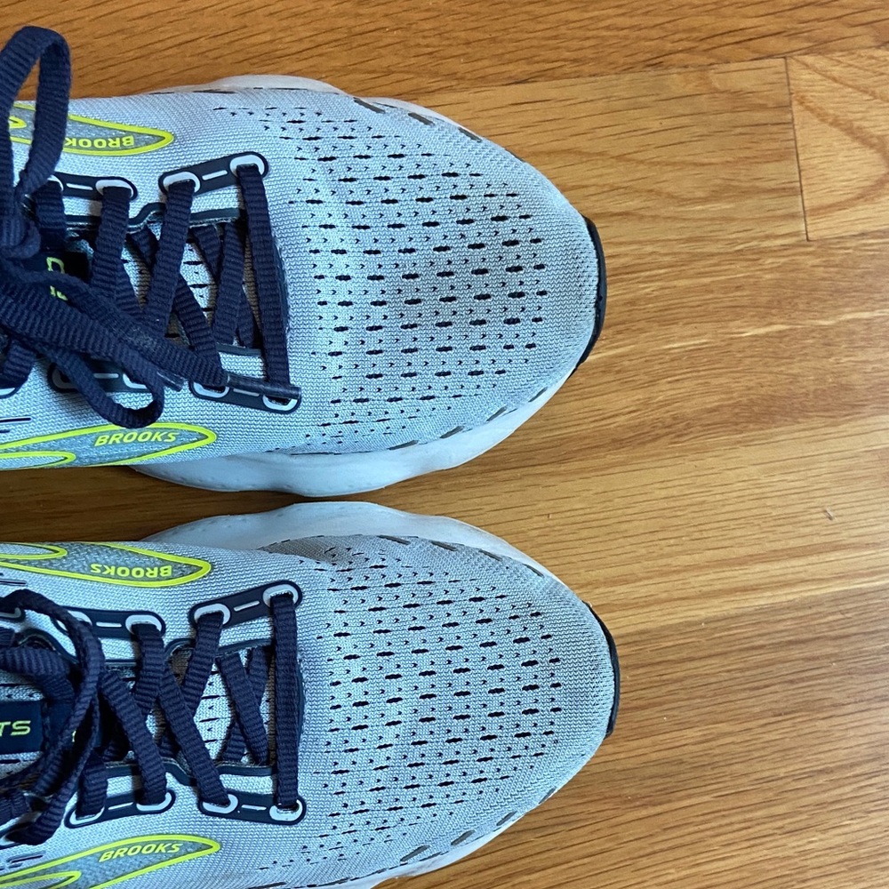 Brooks Gray and Yellow Women's Sneakers - Picture 9 of 11